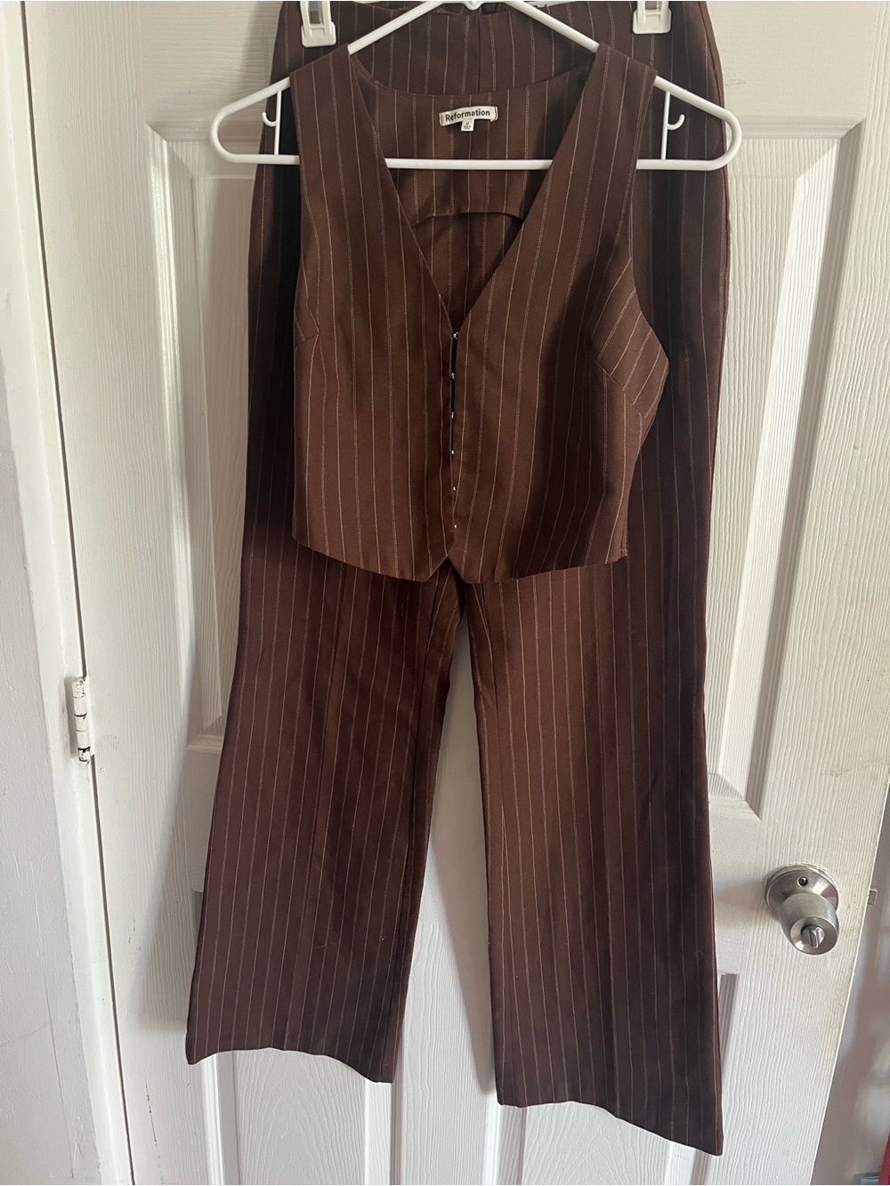 SET Reformation Brown Striped Cohen Vest Top and Straight Leg Pants size 0 - Picture 3 of 14